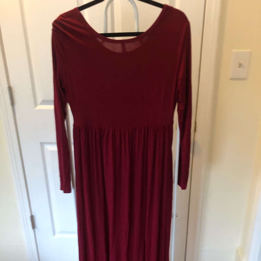 💕4 for $20 💕 Deep Red Maxi!